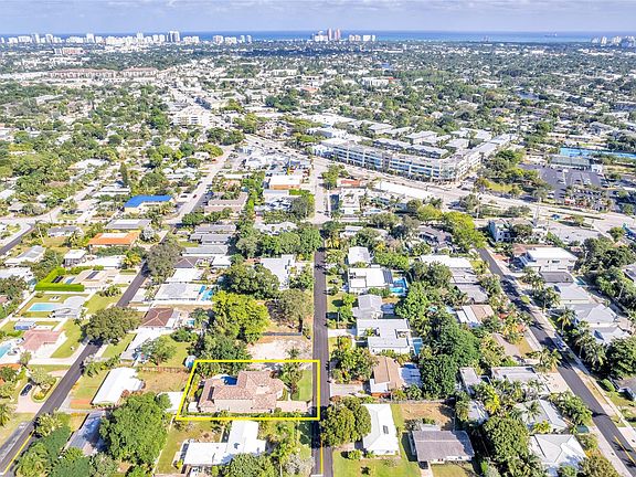 4th image of 309 NE 22 Street