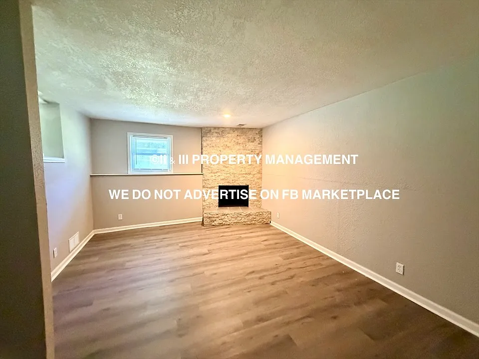 6123 Newton Street - 1 — Photo 2