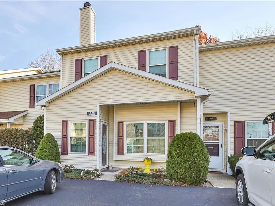 1st image of 708 Briarwood Dr