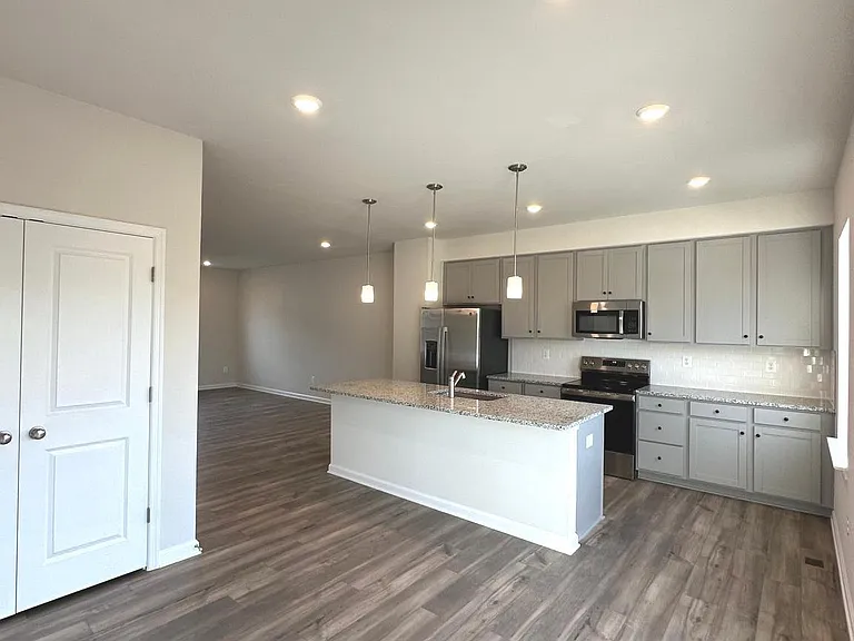 271 Swan Field Ave — Photo 24
