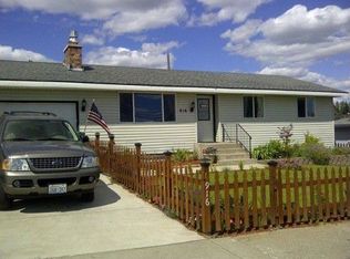 916 Salnave Rd, Cheney, WA 99004