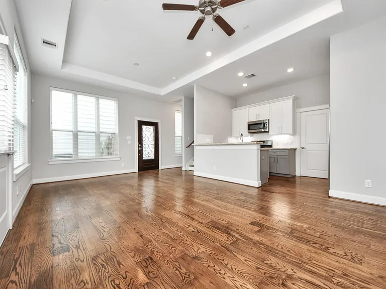 1805 Napa Creek Ln — Photo 12