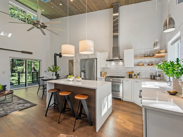 17783 Santa Rosa Avenue, Guerneville, CA 95446