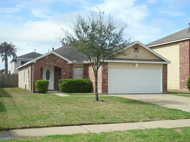 1st image of 17955 Branch Creek Dr