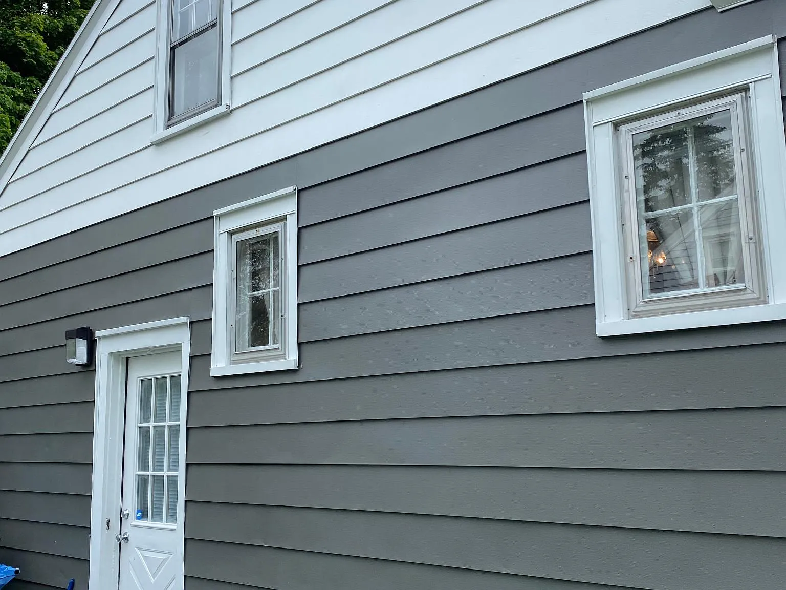 1413 E North St — Photo 2
