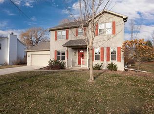 42 Weatherstone Dr, Appleton, WI 54914