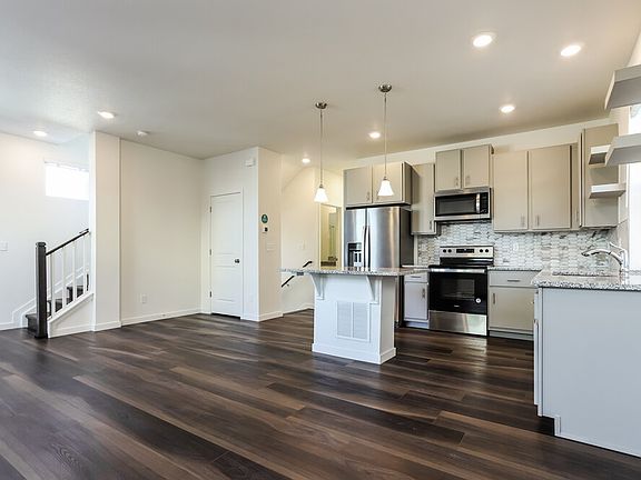 5th image of 18598 E 47th Pl