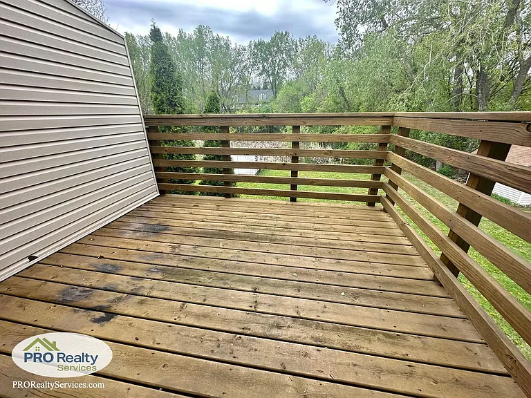 13350 Timber Crest Dr N — Photo 19
