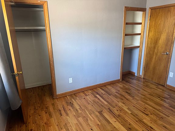 3rd image of 1123 Iowa Ave #B