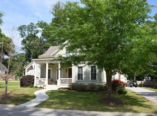 129 Fuller St, Beaufort, SC 29902