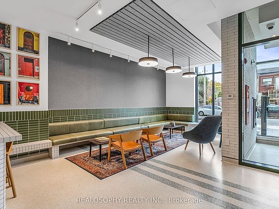 3rd image of 115 Larchmount Ave #411