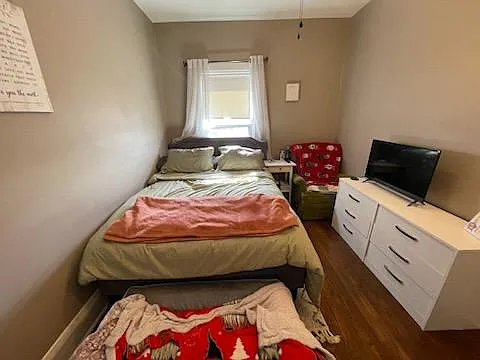 225 W Dudley St — Photo 16