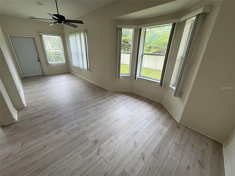 315 Auburn Woods Cir — Photo 9