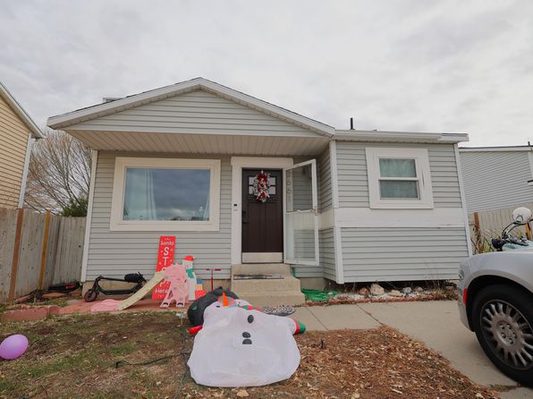 2661 S Melville Dr W, Magna, UT 84044