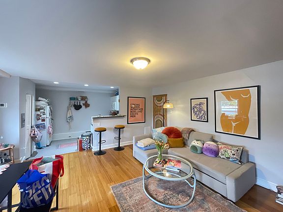2nd image of 333 S 22nd St APT 9