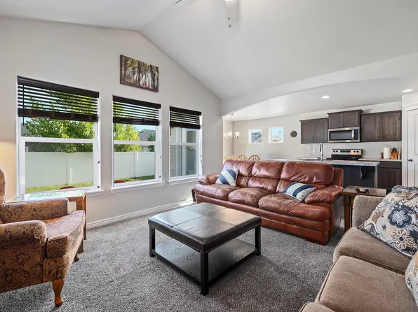 1146 Terra Ave, Twin Falls, ID 83301