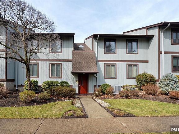 2nd image of 50 Rock Rd APT A7