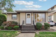 Brookdale Ave-S1808-001.jpg