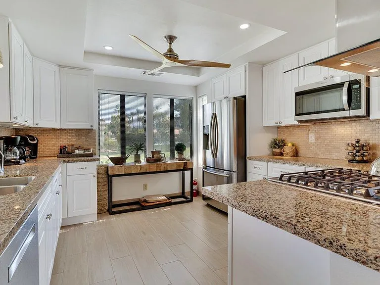 77631 Los Arboles Dr — Photo 11
