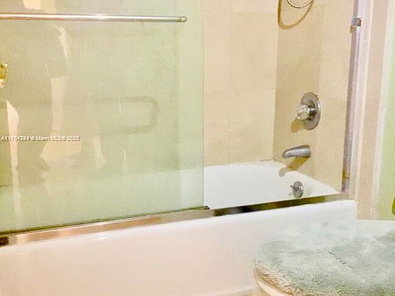 5th image of 18041 Biscayne Blvd APT 1902