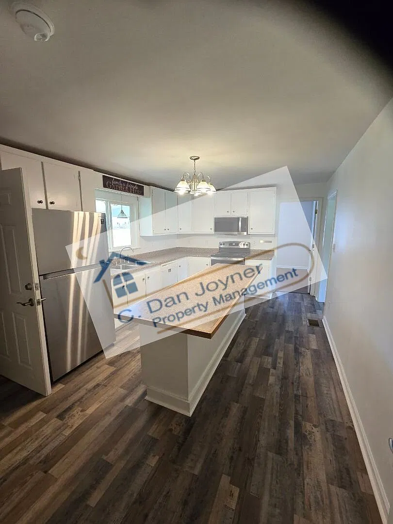 3 Bed, 2 Bath Home Available in Greer — Photo 3
