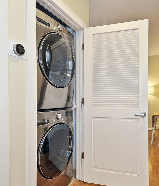 1st image of 1448 W Thorndale Ave APT 2N