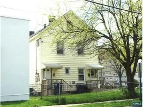 256 2nd St, Hackensack, NJ 07601