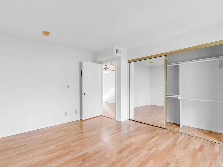 14455 Dickens St — Photo 17