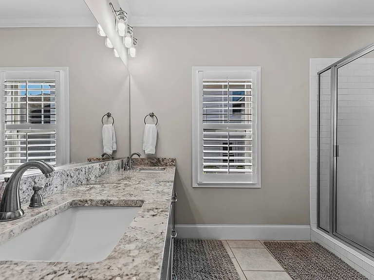 1021 Saddlers Way — Photo 10