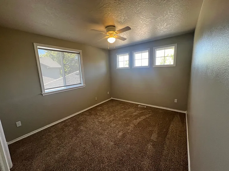 1351 E Red Rock Dr — Photo 11