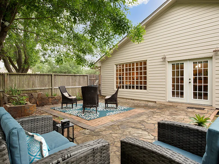 20415 Linden Tree Dr — Photo 40