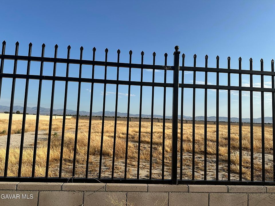 1st image of Lancaster Blvd
