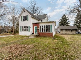 612 W Milroy Ave, Rensselaer, IN 47978