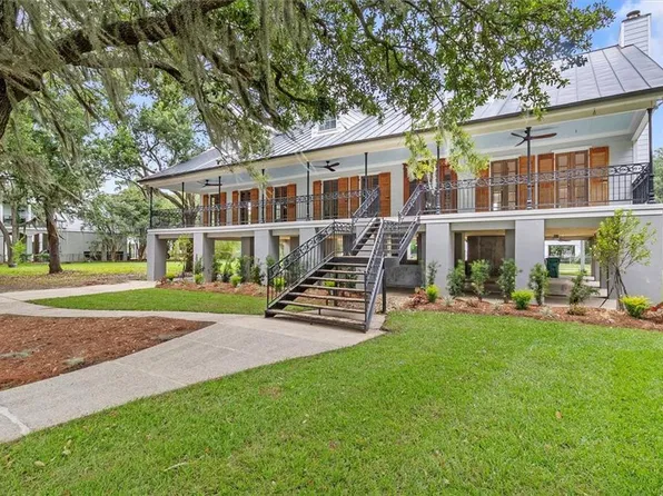 2801 Lakeshore Dr, Mandeville, LA 70448