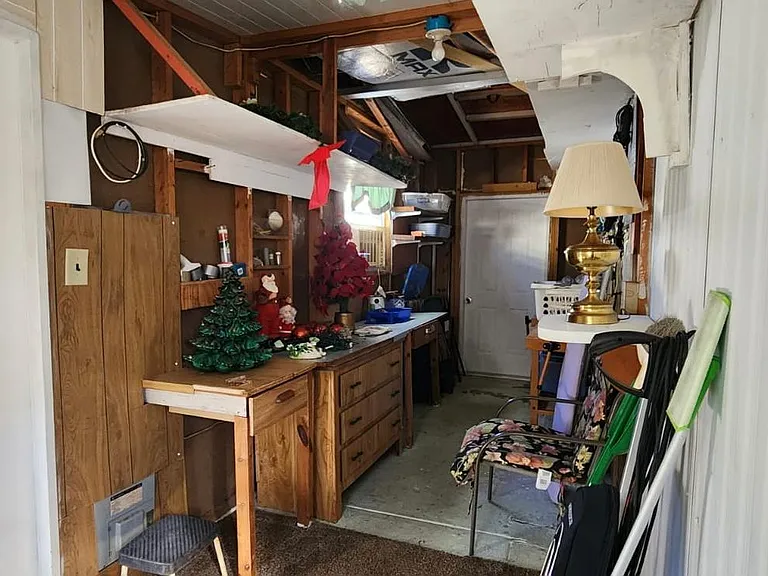 138 Flamingo St — Photo 8