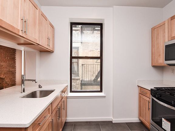 2nd image of 1949 7th Ave APT D2