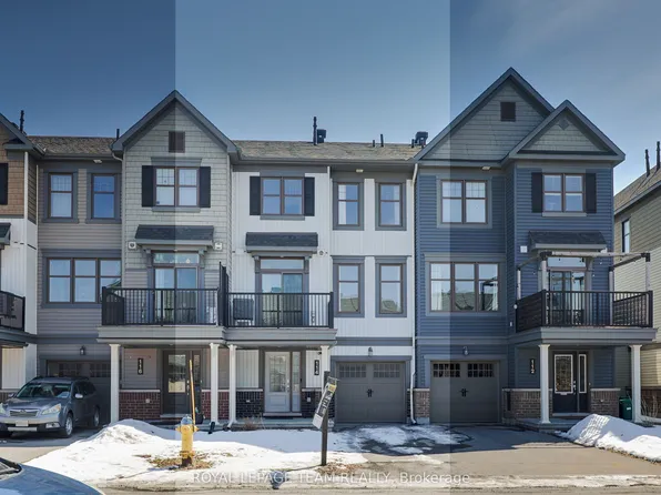114 Sweetwater Ln, Ottawa, ON K2T 0L1