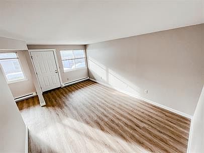 1st image of 12231 117th Ave E #15575949