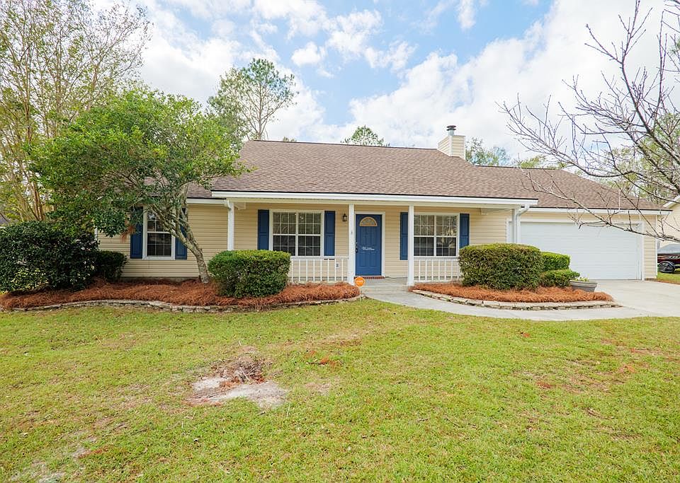 1st image of 3811 Stratford Cir