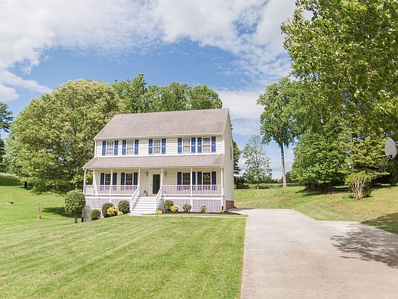 4th image of 403 Chadwick Dr