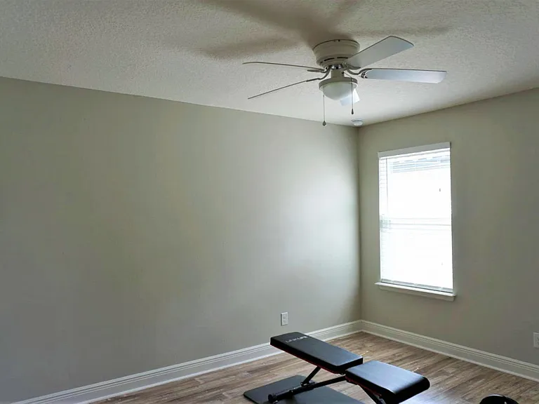 4207 Oak Lodge Way — Photo 22