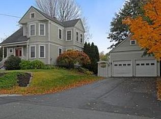 18 Monroe St, Portsmouth, NH 03801