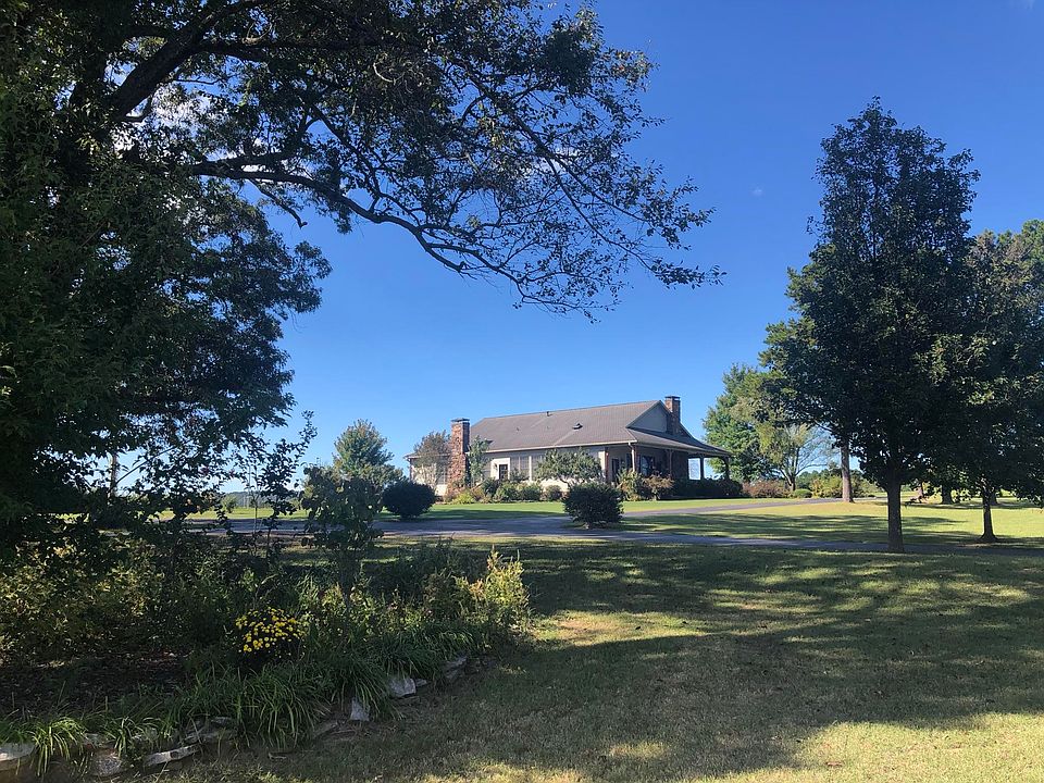 1st image of 249 Wall Street Ln