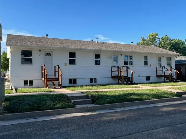 351 E 2nd St, Akron, CO 80720