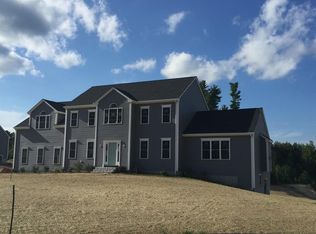 166 W River St, Upton, MA 01568
