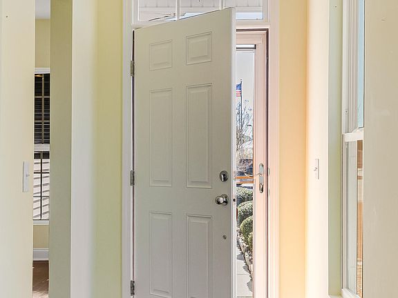 4th image of 5206 Flank Court