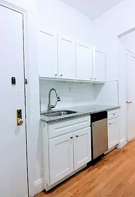 3rd image of 238 E 89th St APT C