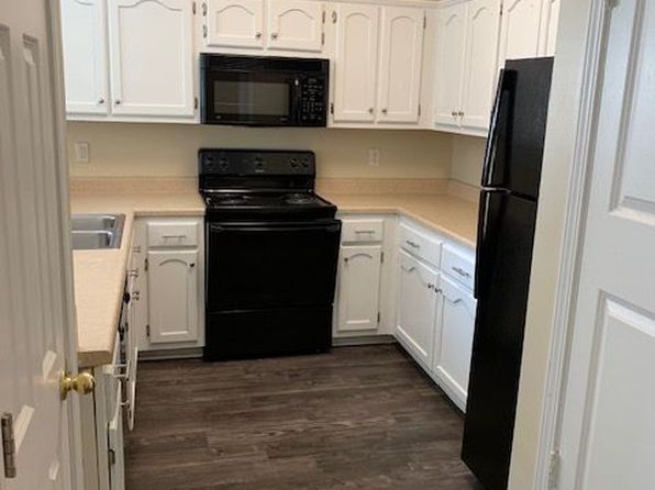 Weatherstone Apartments | 5904 Chance Dr N, Horn Lake, MS