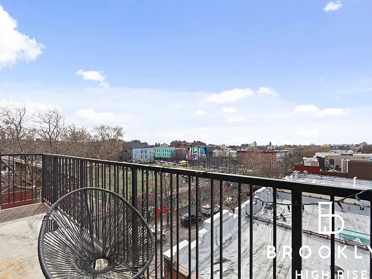 311 Woodbine St #4F — Photo 14