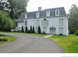 850 Mountain Rd, West Hartford, CT 06117